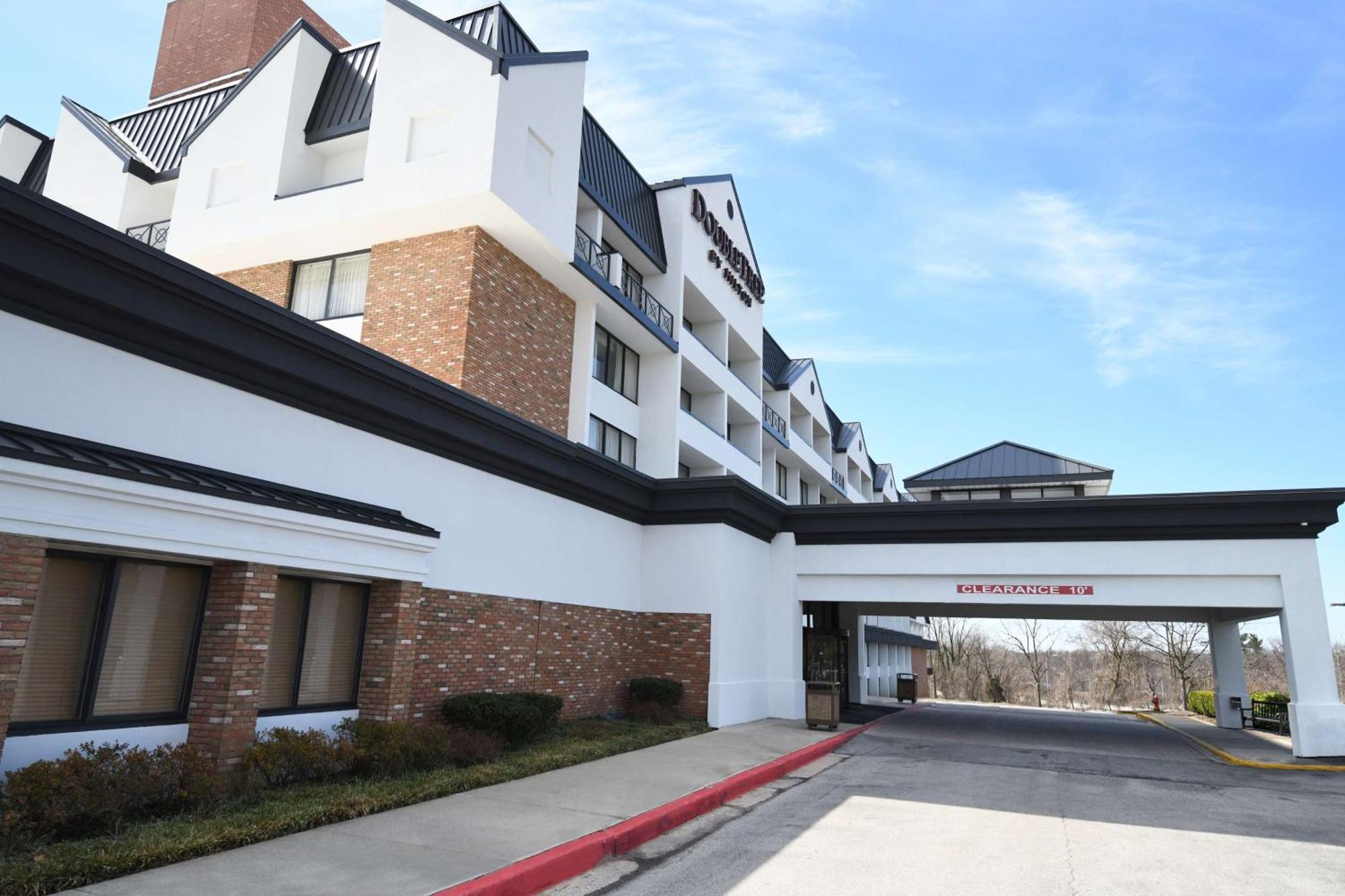 Doubletree By Hilton Baltimore North Pikesville Exterior foto